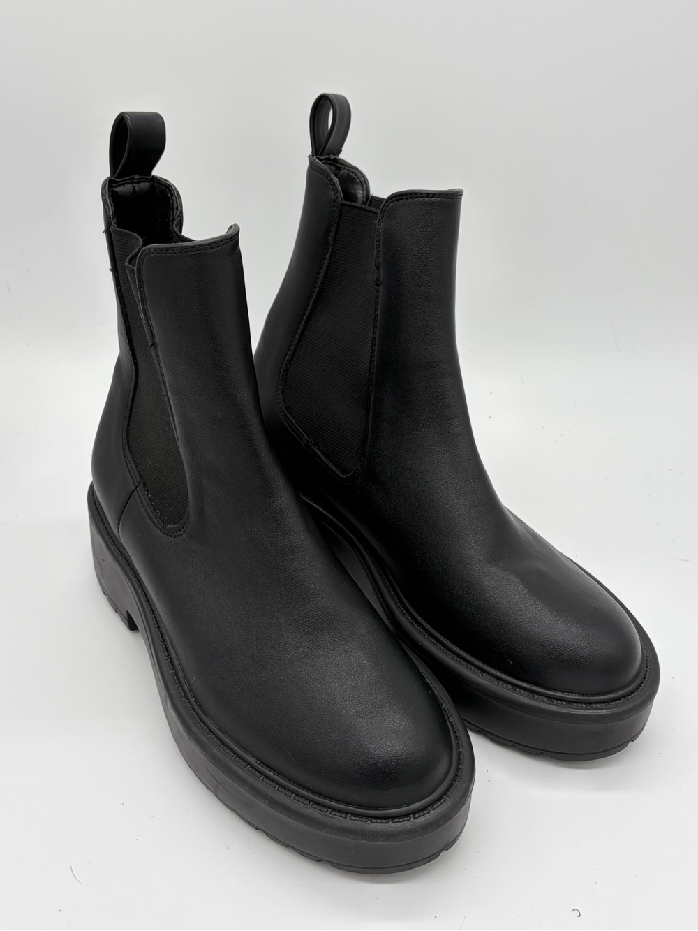 Steve Madden Black Chunky Chelsea Ankle Boots